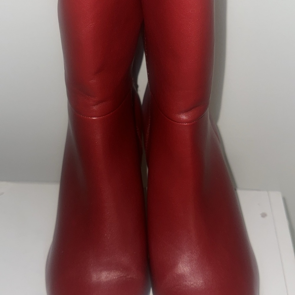 Elegant Red Women's Boots